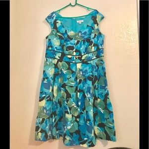 Plus Size women’s Dress by Dressbarn